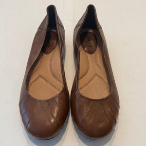Earth Chocolate Brown Flats